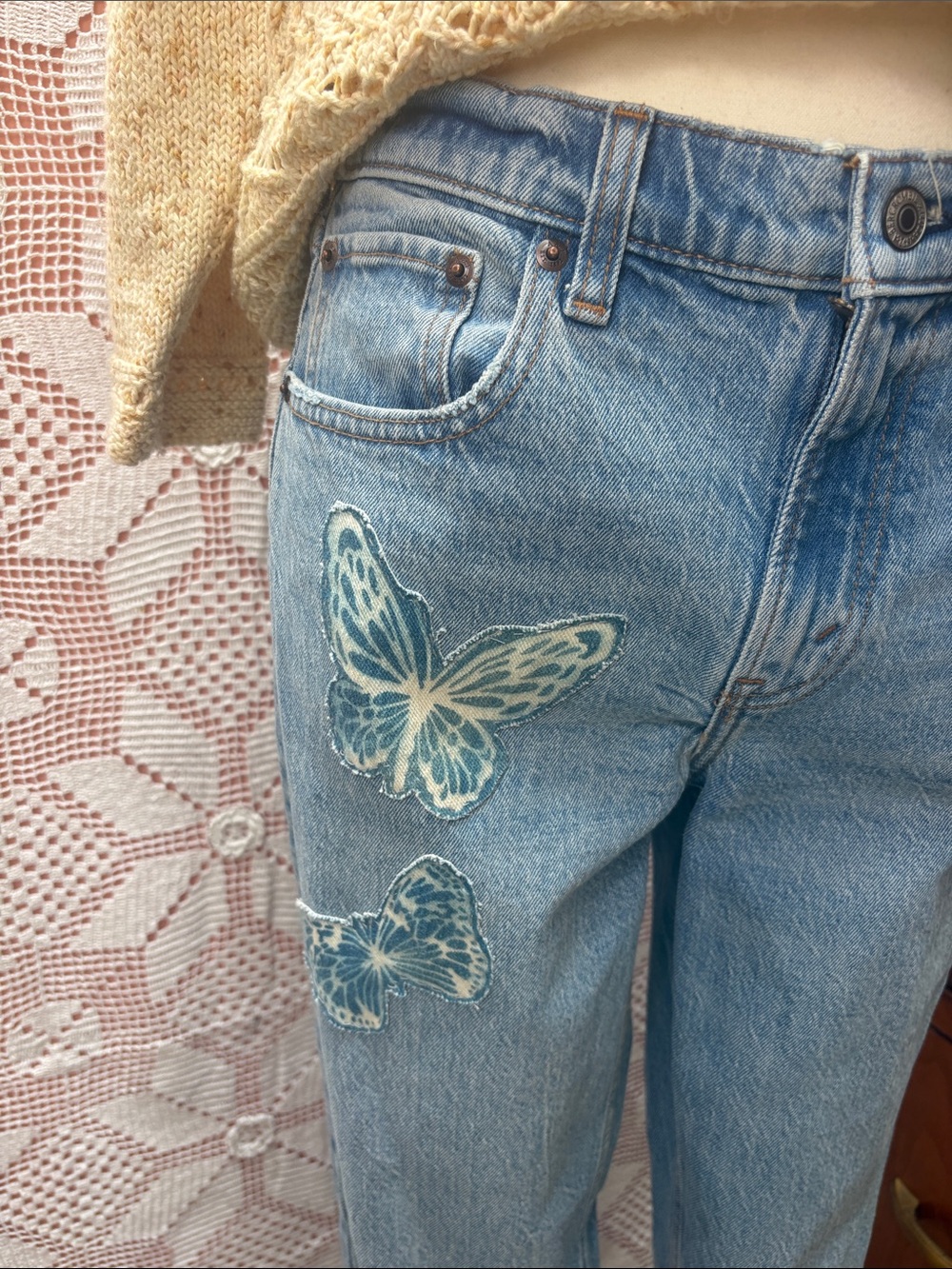 Abercrombie & Fitch ’90s Straight Upcycled Jeans Sz 28